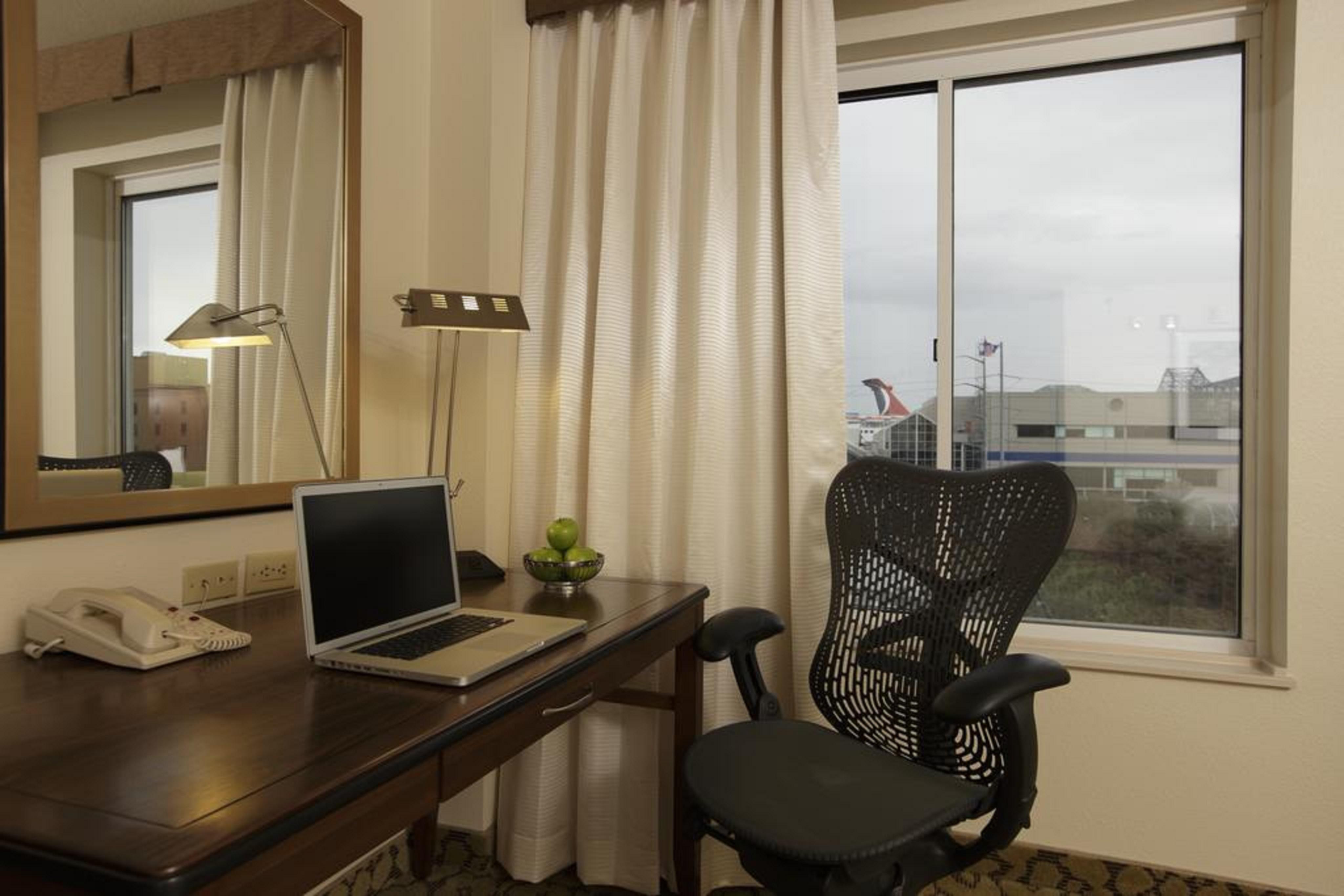 Hilton Garden Convention Center Nova Orleães