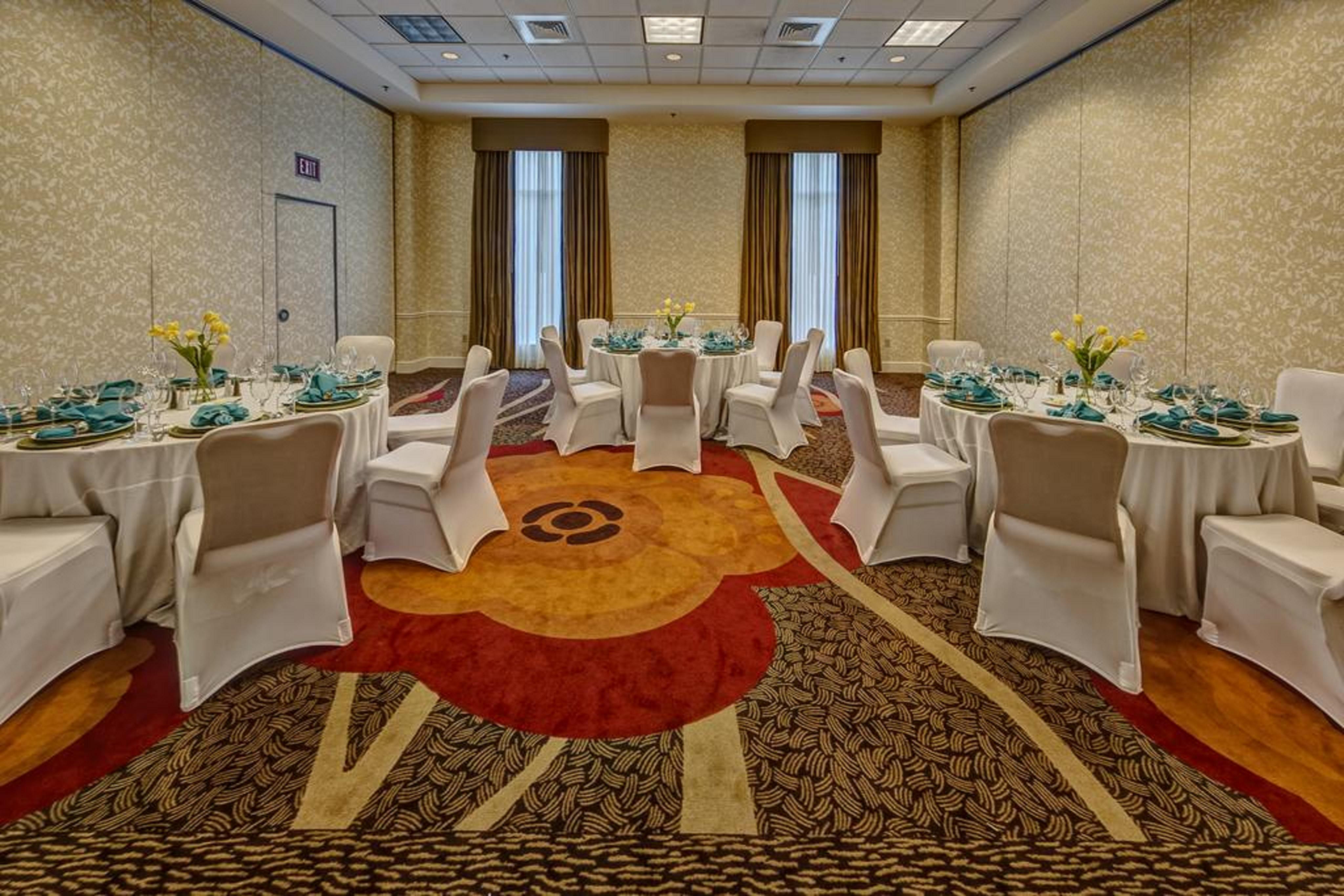 Hilton Garden Convention Center Nova Orleães